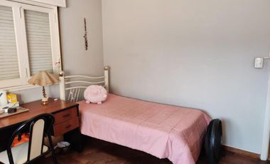 VENTA DE CASA MÁS LOCAL COMERCIAL Y COCHERA - VENTA EN BLOCK - MONTE GRANDE CENTRO