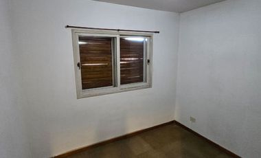 ALQUILER DE DEPARTAMENTO 3 AMBIENTES SOBRE AVENIDA - BARRIO COCA COLA -MONTE GRANDE -