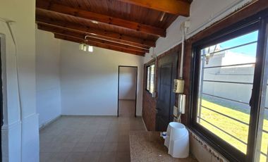 ALQUILER DE DEPARTAMENTO 2 AMBIENTES EN MONTE GRANDE