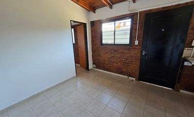 ALQUILER DE DEPARTAMENTO 2 AMBIENTES EN MONTE GRANDE