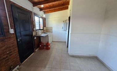 ALQUILER DE DEPARTAMENTO 2 AMBIENTES EN MONTE GRANDE