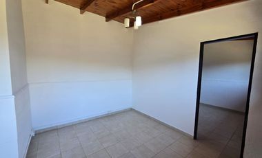 ALQUILER DE DEPARTAMENTO 2 AMBIENTES EN MONTE GRANDE