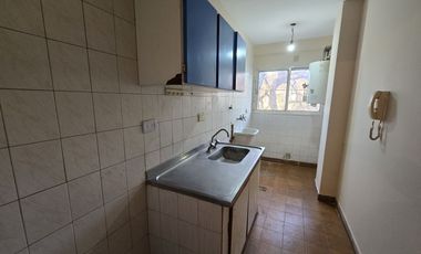 VENTA DE DEPARTAMENTO 3 AMBIENTES EN MONTE GRANDE - BARRIO COCA COLA -COMPLEJO DOCENTES 2