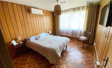 Casa en Venta en Amplia casa de 342 m2 con dpto subterráneo a pasos del centro