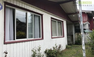 Casa en Venta en Amplia casa de 342 m2 con dpto subterráneo a pasos del centro