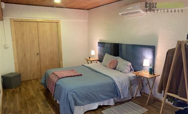 Casa en Venta en Amplia casa de 342 m2 con dpto subterráneo a pasos del centro