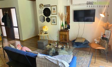 Casa en Arriendo en Amplia casa de 342 m2 con dpto subterráneo a pasos del centro