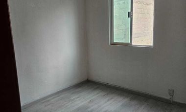 VENDO CASA DÚPLEX EN PLANTA ALTA EN IZCALLI DEL VALLE, TULTITLÁN