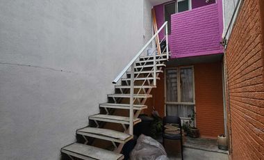 VENDO CASA DÚPLEX EN PLANTA ALTA EN IZCALLI DEL VALLE, TULTITLÁN