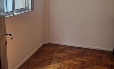 Dos ambientes en alquiler !!