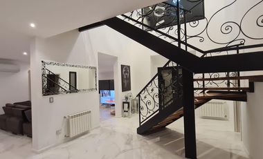 CASA EN ALQUILER ANUAL 6 AMB - C/ PILETA - EN BARRIO PRIVADO TERRALAGOS - CANNING
