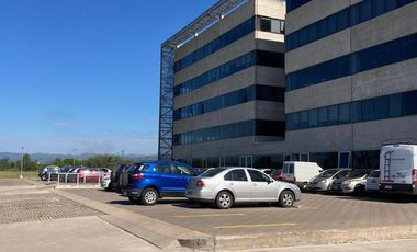 Oficina en Alquiler en Parque Empresario Aeropuerto PEA - 266m2