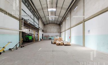 Galpón Premium en Lanús Oeste 400m2 cubiertos