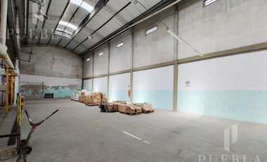 Galpón Premium en Lanús Oeste 400m2 cubiertos