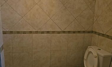 VENTA CASA 4 AMBIENTES EN VILLA ADELINA