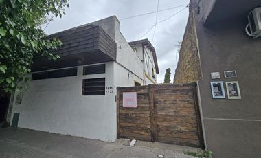 VENTA CASA 4 AMBIENTES EN VILLA ADELINA