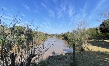 Venta  Permuta Casa en Andino dos dormitorios a la vera del rio Carcarañá