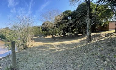 Venta  Permuta Casa en Andino dos dormitorios a la vera del rio Carcarañá