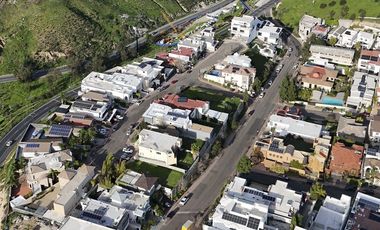 Se vende terreno de 686 m² en Cumbres de Juarez, Tijuana