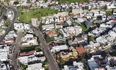 Se vende terreno de 686 m² en Cumbres de Juarez, Tijuana