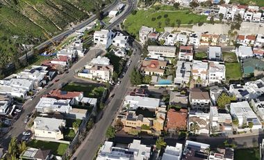 Se vende terreno de 686 m² en Cumbres de Juarez, Tijuana