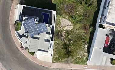 Se vende terreno de 686 m² en Cumbres de Juarez, Tijuana