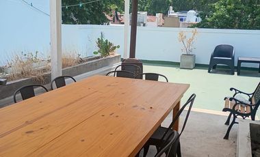 PH de 4 ambientes   2 cocheras en  alquiler en Olivos