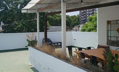 PH de 4 ambientes   2 cocheras en  alquiler en Olivos