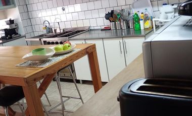 PH de 4 ambientes   2 cocheras en  alquiler en Olivos