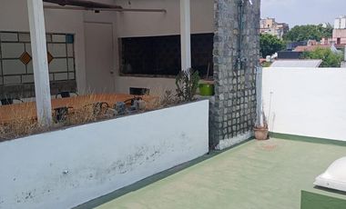 PH de 4 ambientes   2 cocheras en  alquiler en Olivos