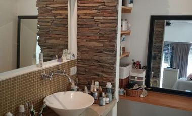 PH de 4 ambientes   2 cocheras en  alquiler en Olivos