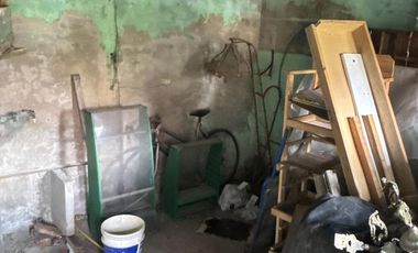 TERRENO CON COHERAS Y DEPÓSITO en Lanús