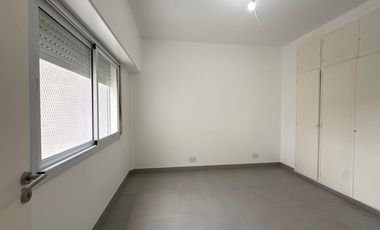 Casa en dos plantas con terraza