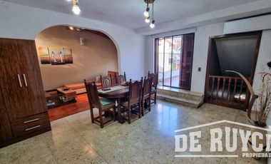 Block comercial en Cruce Varela