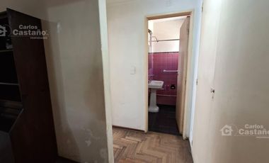 Depto. 3 Amb. al Lateral, 3º Piso por Escalera a 1/c de Av. San Martin