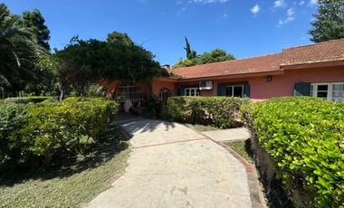 Casa en Venta dentro del barrio Escorial