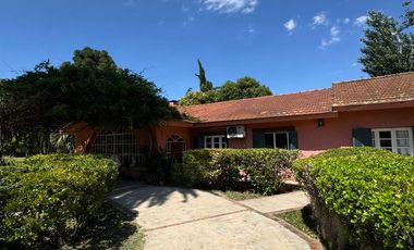 Casa en Venta dentro del barrio Escorial