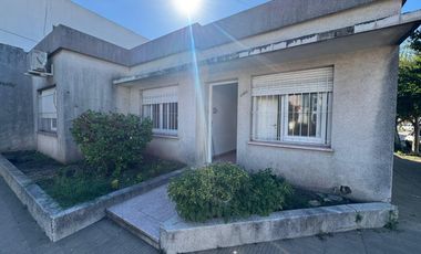 Casa en Venta en zona Comercial