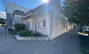 Casa en Venta en zona Comercial