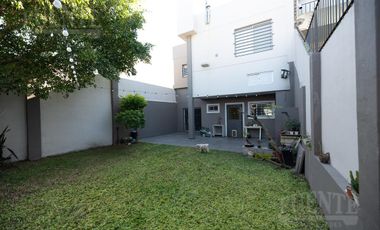 Casa - Lomas de Zamora Este