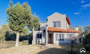 Casa en venta - Av. Dos Venados, Villa de Merlo