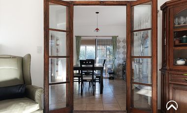 Casa en venta - Av. Dos Venados, Villa de Merlo