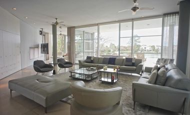 Casa en Venta Barrio Privado Santa Barbara a la Laguna