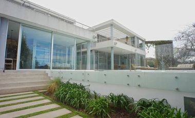 Casa en Venta Barrio Privado Santa Barbara a la Laguna