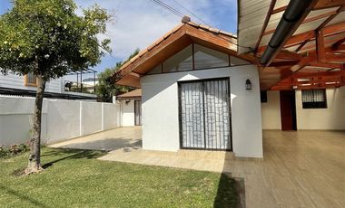 Casa en Arriendo en Metro Los Dominicos