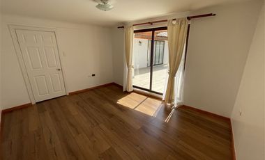 Casa en Arriendo en Metro Los Dominicos