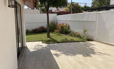 Casa en Arriendo en Metro Los Dominicos