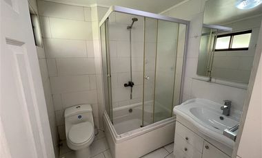 Casa en Arriendo en Metro Los Dominicos