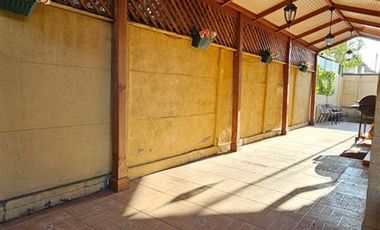 Casa en Venta en LO MARCOLETA / AV. LO CRUZAT / SAN EDUARDO 3 Dormitorios y 2 Baños