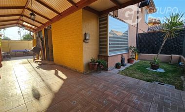 Casa en Venta en LO MARCOLETA / AV. LO CRUZAT / SAN EDUARDO 3 Dormitorios y 2 Baños